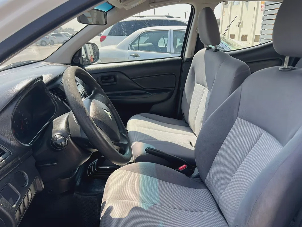 2021 Mitsubishi L200 | 4X2 | Manual | GCC | Ref#1019-8-8