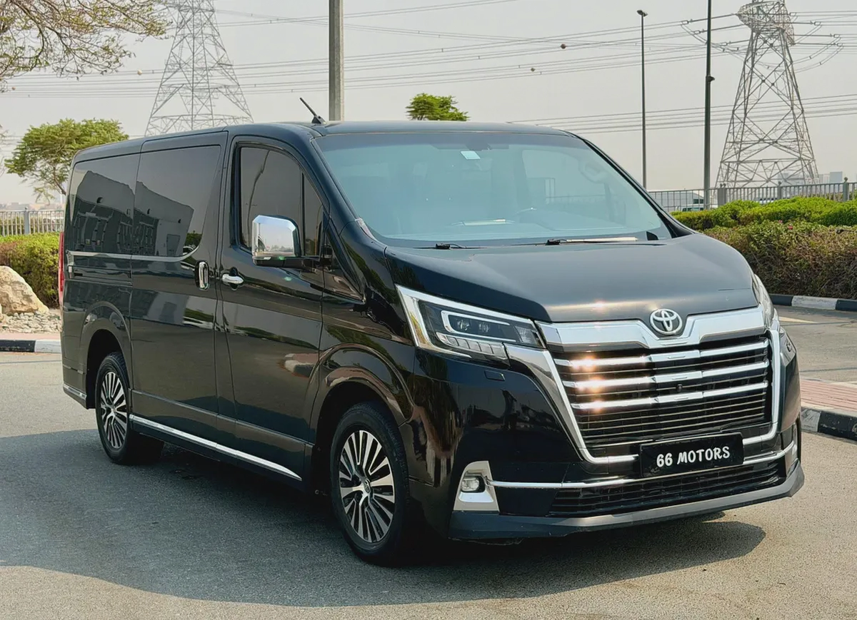 Toyota Granvia Premium 2023 | GCC Specs