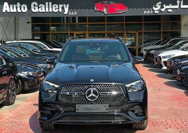 Mercedes Benz GLE 450 AMG SUV Full Option Under Agency Warranty 2026 GCC - AED 389,000