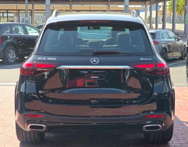 Mercedes Benz GLE 450 AMG SUV Full Option Under Agency Warranty 2026 GCC - AED 389,000