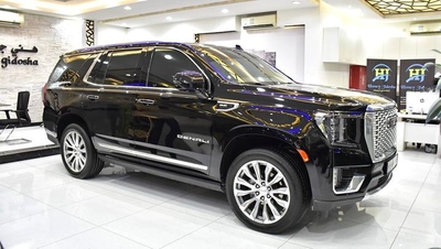 GMC Yukon Denali ( 2023 Model ) in Black Color GCC Specs-3