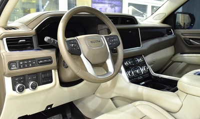 GMC Yukon Denali ( 2023 Model ) in Black Color GCC Specs-10