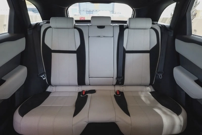 Land Rover Range Rover Velar 2018-9