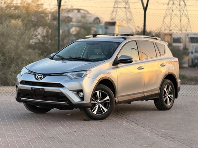 Toyota RAV4 XLE 2.5L 4x4 drive / sunroof, leather seats/ full option-12