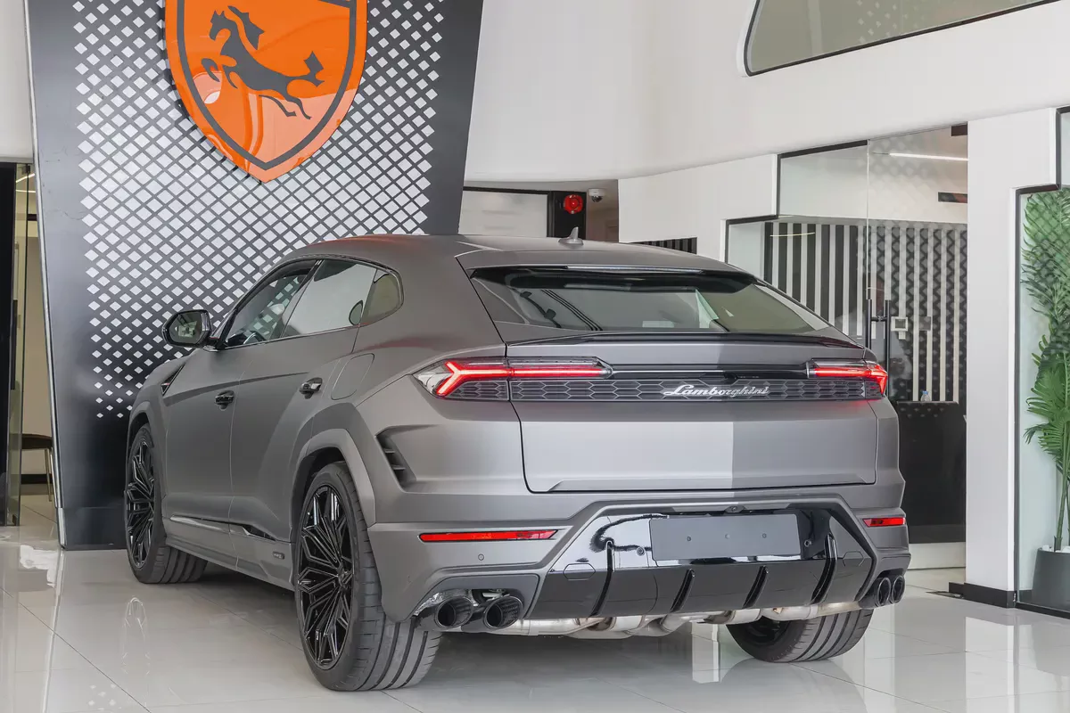 Brand New Lamborghini Urus SE 2026 - Plug-in Hybrid - European Specs-5-5