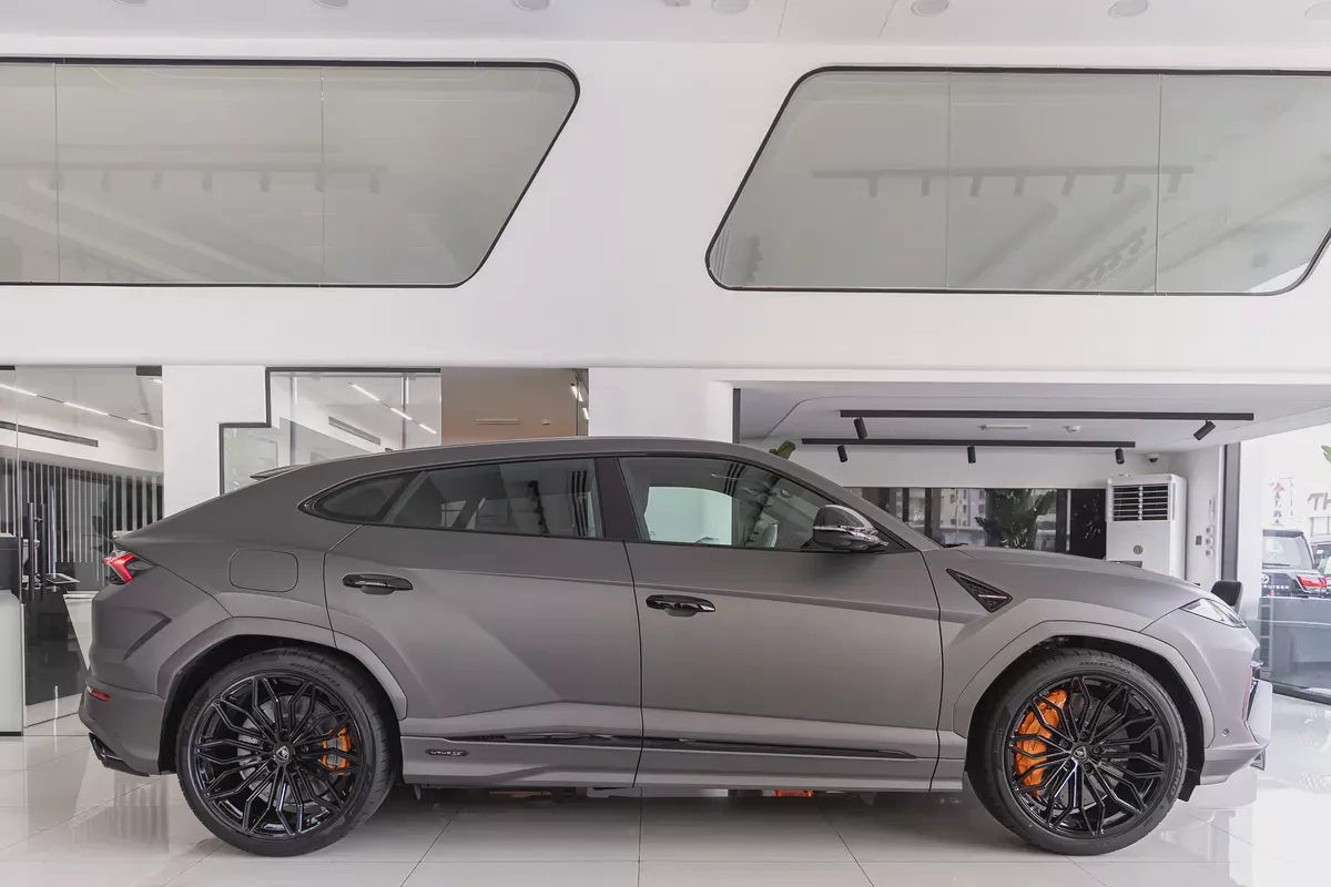 Brand New Lamborghini Urus SE 2026 - Plug-in Hybrid - European Specs-6-6