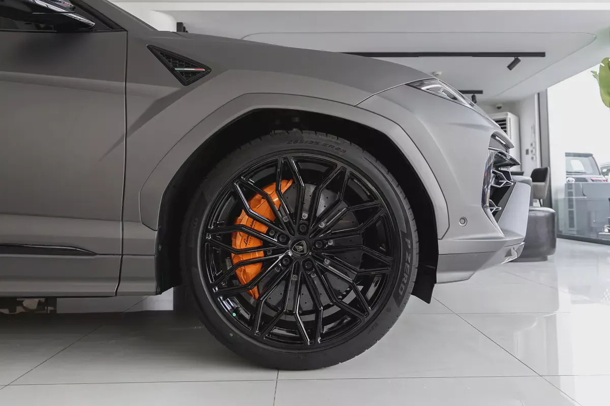 Brand New Lamborghini Urus SE 2026 - Plug-in Hybrid - European Specs-7-7