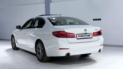 2019 GCC BMW 520i LUXURY LINE WARRANTY AND FINNACE AVAILABLE-5