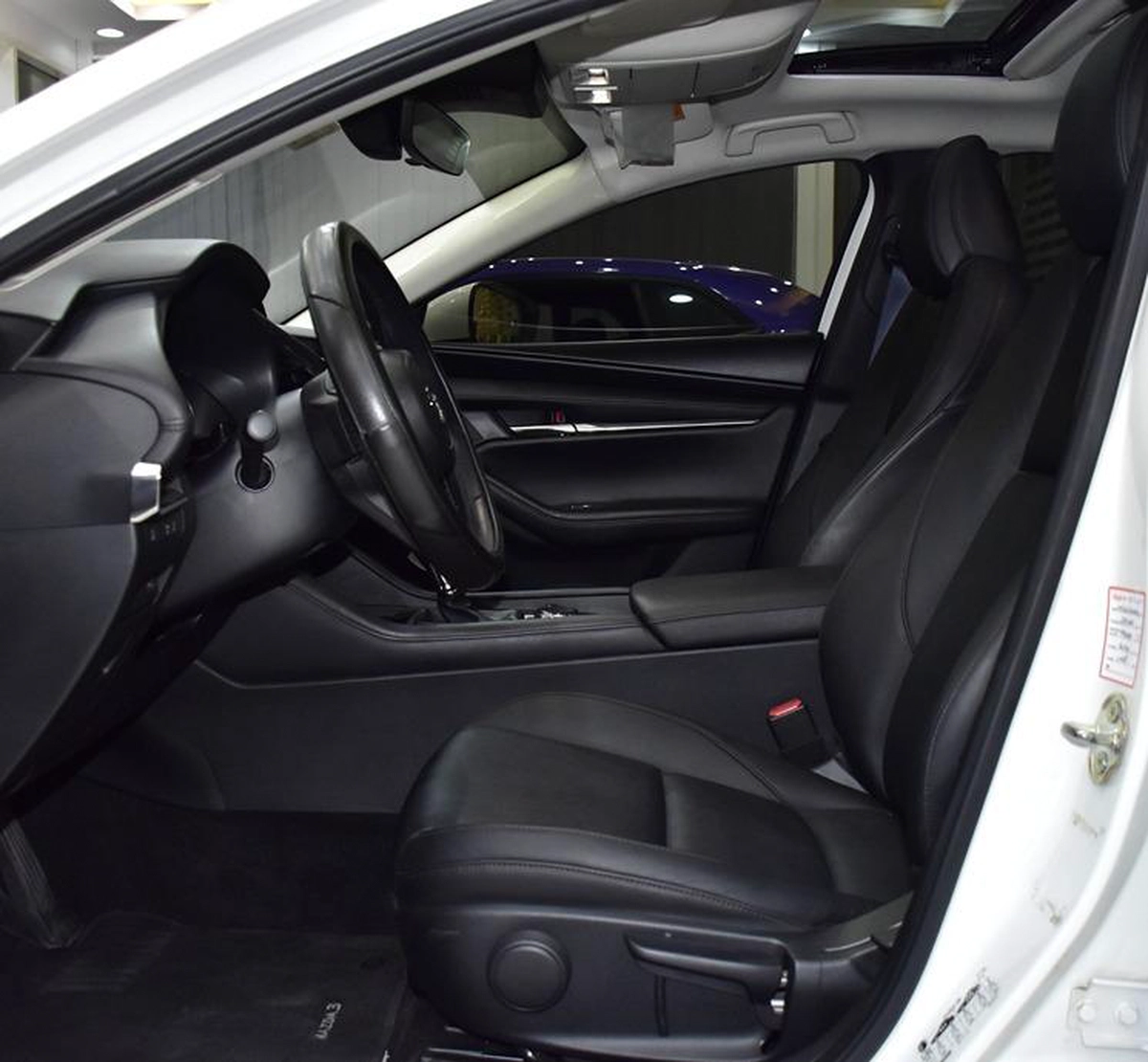Mazda 3 ( 2023 Model ) in White Color GCC Specs-13-13