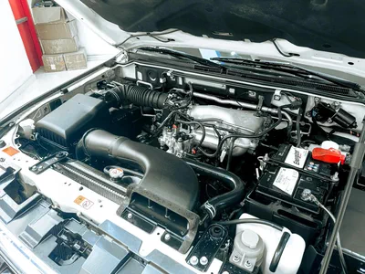 2017 Mitsubishi Pajero GLS Top Line 3.5L V6 // EMI Starts from 1,600 AED-4