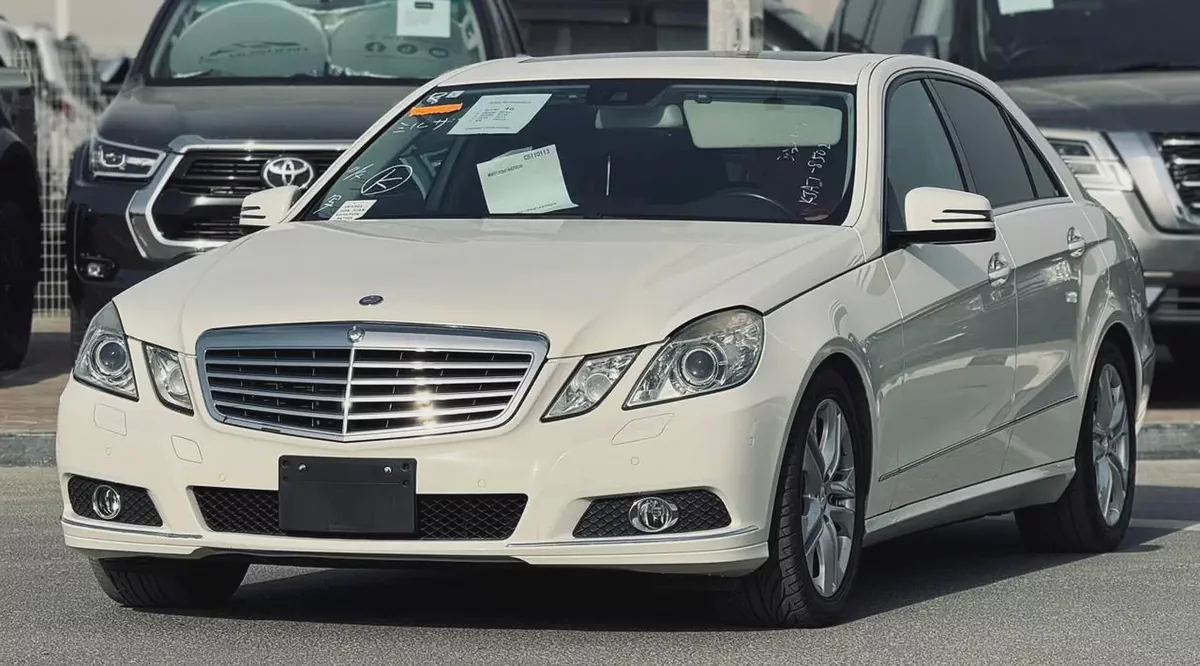 BENZ E350 | 2011 | ONLY : 99418 KM | JAPAN IMPORT | CLEAN TITLE-1-1