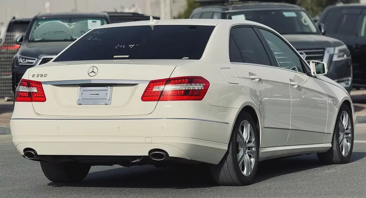 BENZ E350 | 2011 | ONLY : 99418 KM | JAPAN IMPORT | CLEAN TITLE-6-6