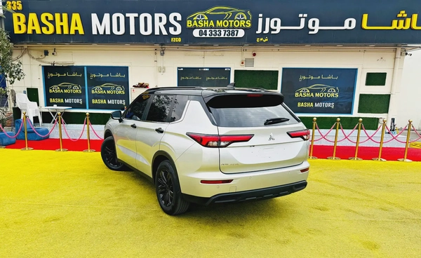 2023 Mitsubishi Outlander - GCC Specs - Like New