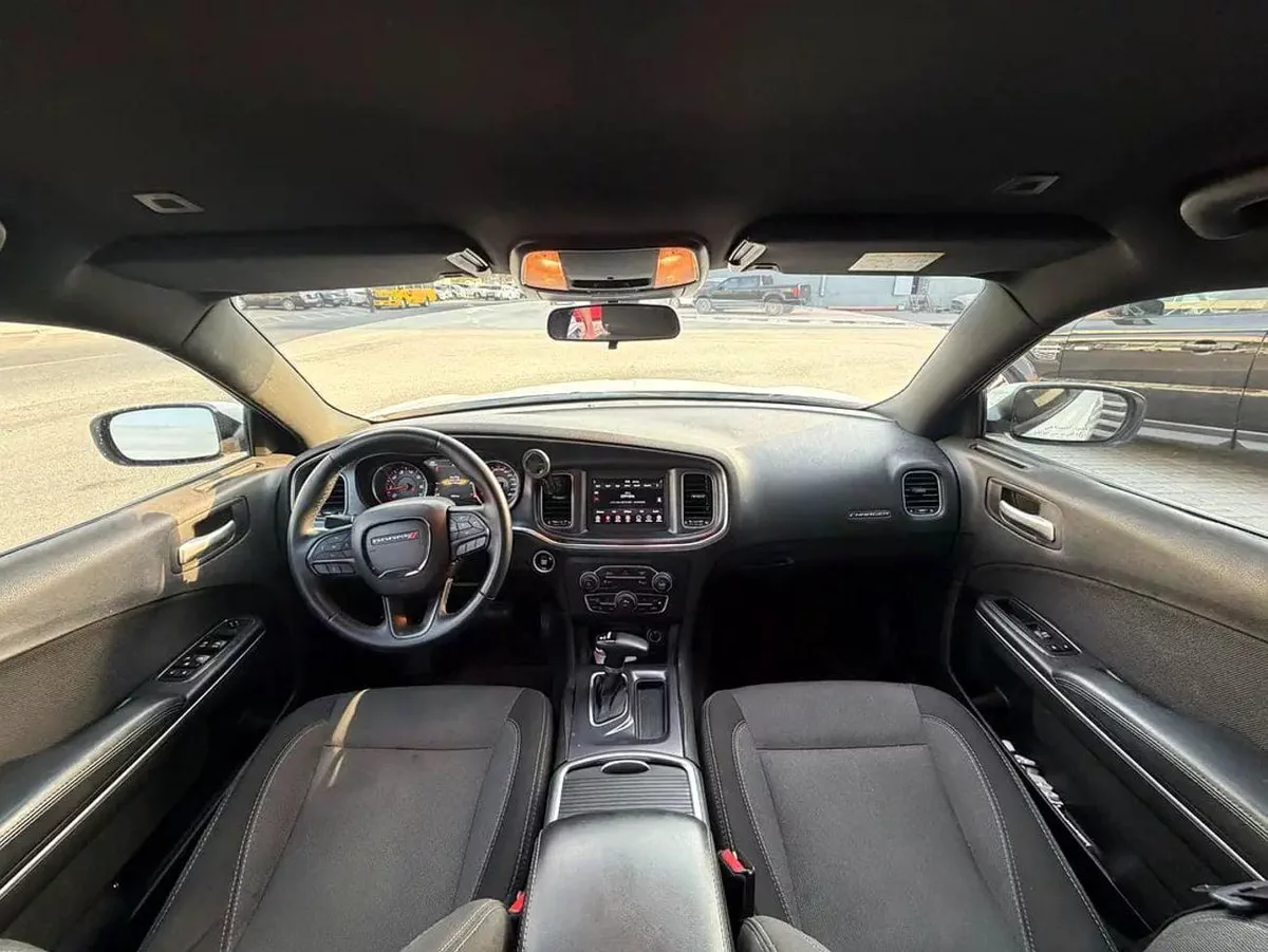 Dodge Charger SXT | GCC Specs | Excellent Condition-8-0