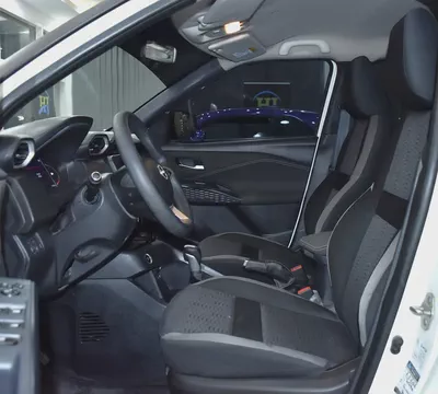 AED 783 EMi at 0% DP | Nissan Magnite Turbo ( 2025 Model ) in White Color GCC Specs-9