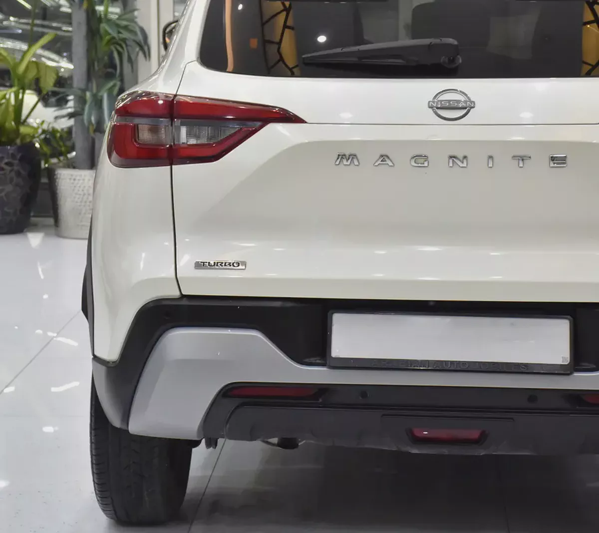 AED 783 EMi at 0% DP | Nissan Magnite Turbo ( 2025 Model ) in White Color GCC Specs-7-7