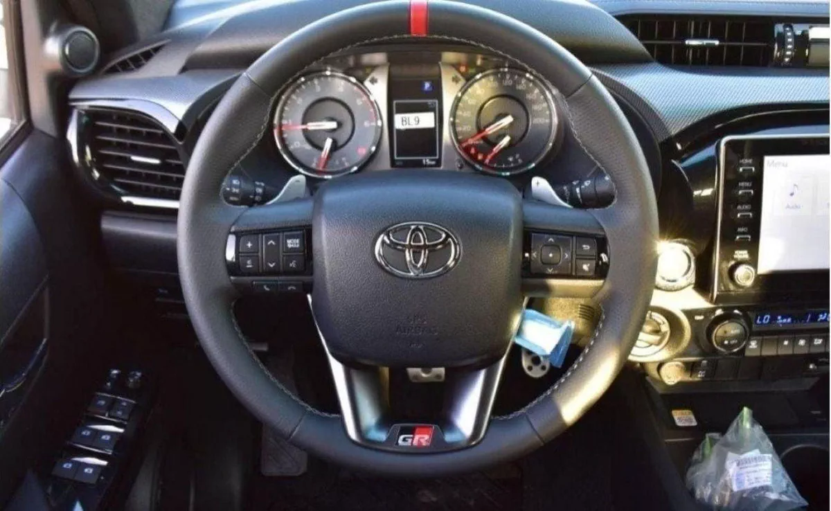 Toyota Hilux GR Sport 4.0L-3-0