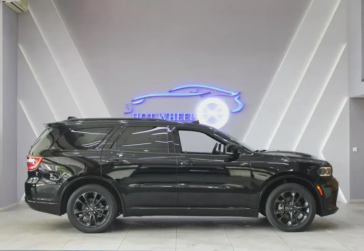 2024 - Dodge Durango R/T HEMI V8 with warranty-6-6