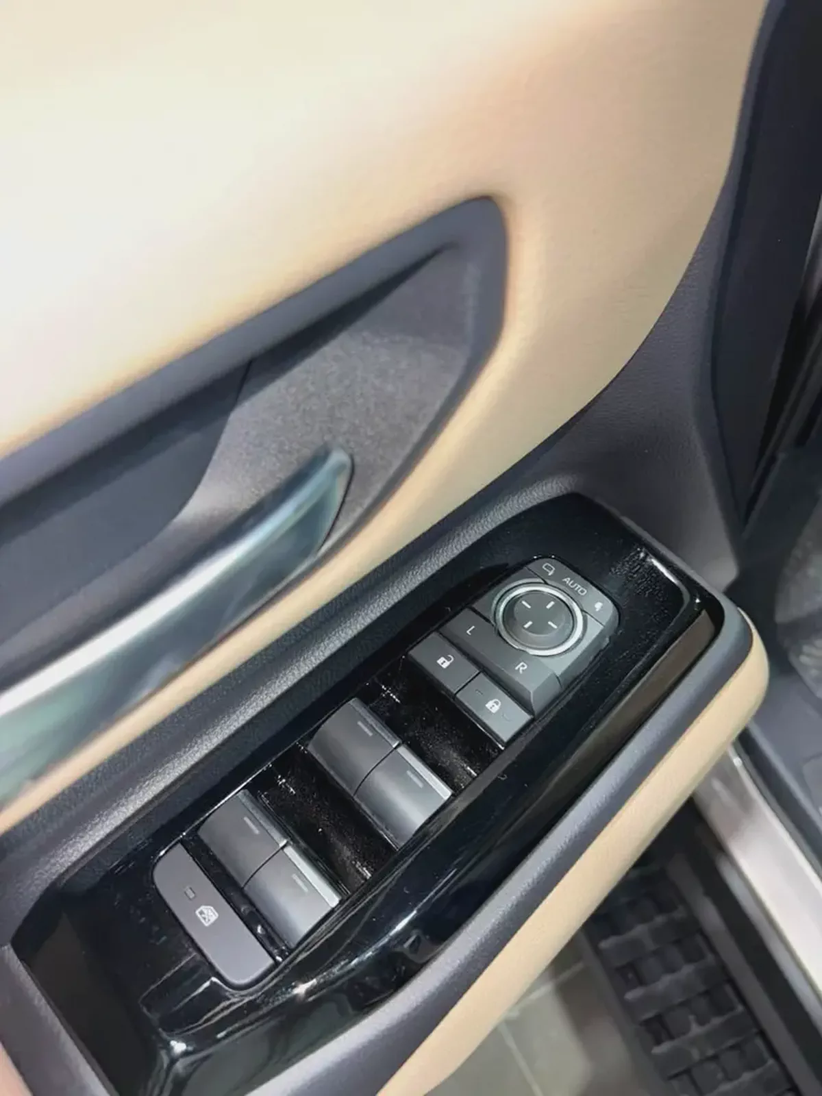 Brand New Toyota Prado TXL3 RADAR 2026 | GCC Specs | Zero Mileage  تويوتا برادو بنزين 2400 لتر رادار-16-16