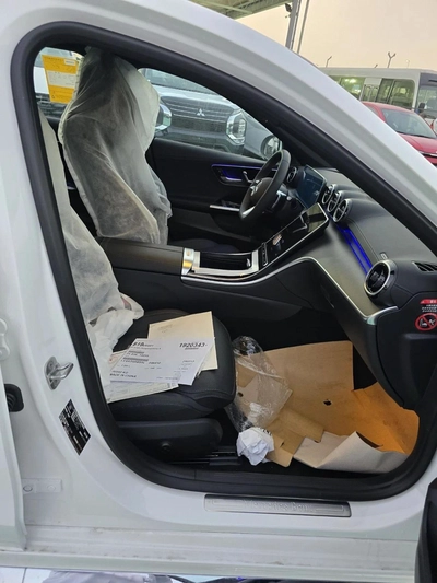 Mercedes-Benz C200L 2025 MODEL-10