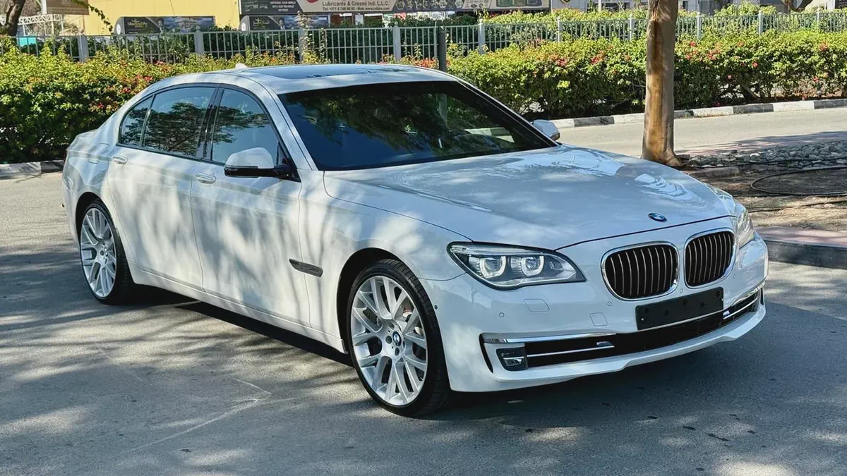 2014 BMW 750Li Luxury | G.C.C | Full Options | First Owner-4-4