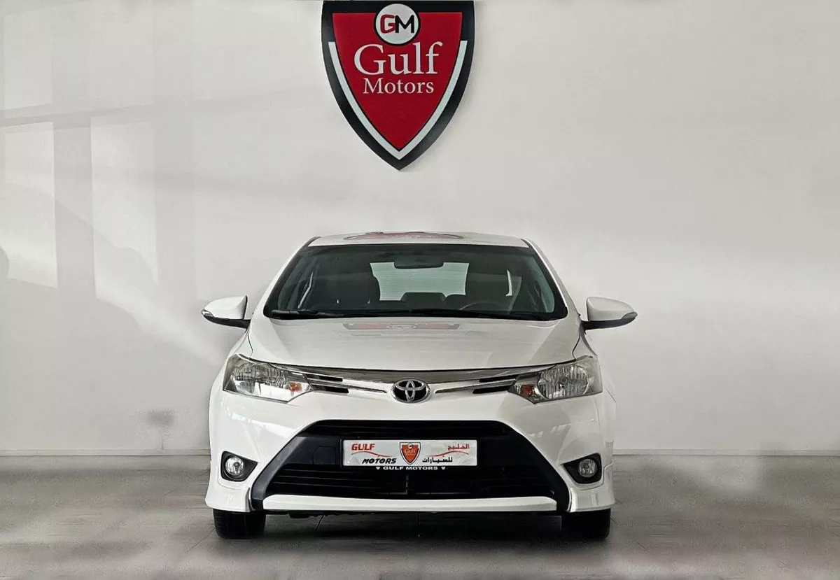 Toyota Yaris SPORT 1.5L-4 CYL - EXCELLENT CONDITION-1-0