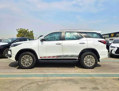 Toyota Fortuner VXR SR5 ADVENTURE / 4.0L V6 PETROL / FRONT PWR SEATS / PUSH START / DIFF LOCK AUTO A/C (CODE # F6HA)-2