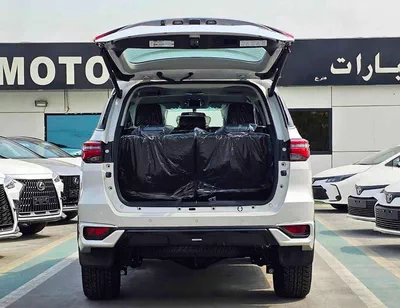 Toyota Fortuner VXR SR5 ADVENTURE / 4.0L V6 PETROL / FRONT PWR SEATS / PUSH START / DIFF LOCK AUTO A/C (CODE # F6HA)-4