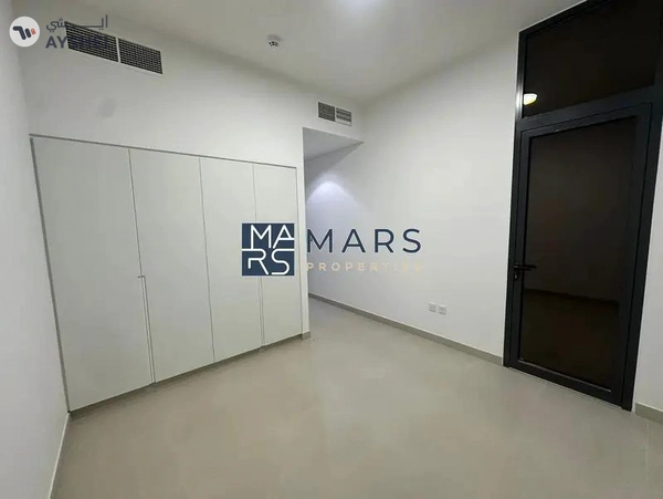 Brand New!! 3BR corner villa available with Maid room & Balcony & Big garden 