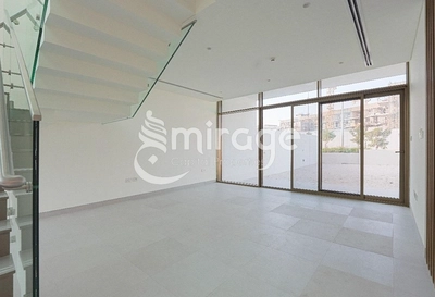 Vacant | Great Location | Family Friendly-6