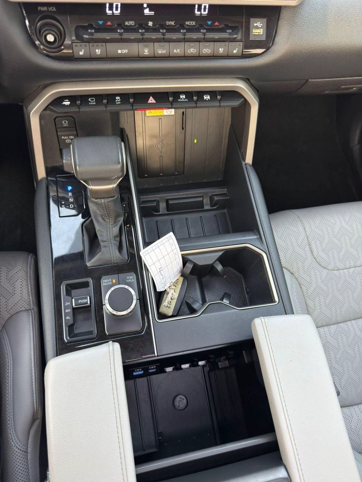 Toyota Tundra Limited Crewmax | panoramic | 360 Camera | Full option-7-7