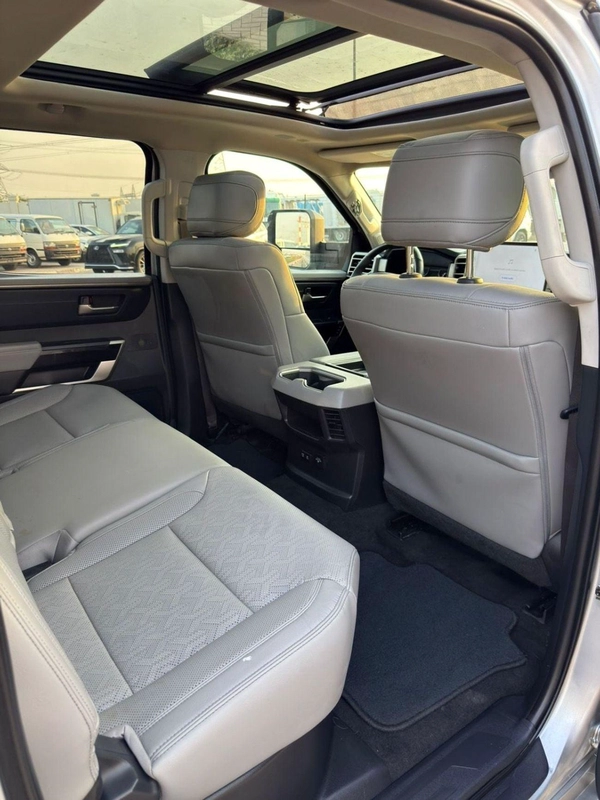 Toyota Tundra Limited Crewmax | panoramic | 360 Camera | Full option