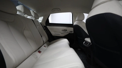 Brand New 2025 BYD Qin L Leading Beyond | Factory Fresh Ref bydqinlbeyond-7