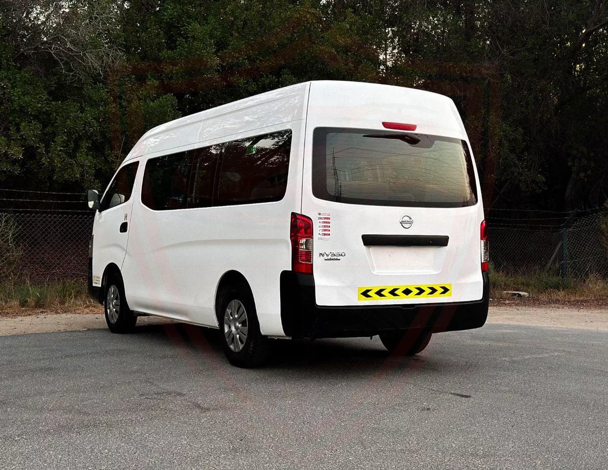Nissan Urvan STANDARD Nissan Urvan | 2.5 L | 2020 | GCC | Accident-Free | In Excellent Condition | 974 P.M-4-0