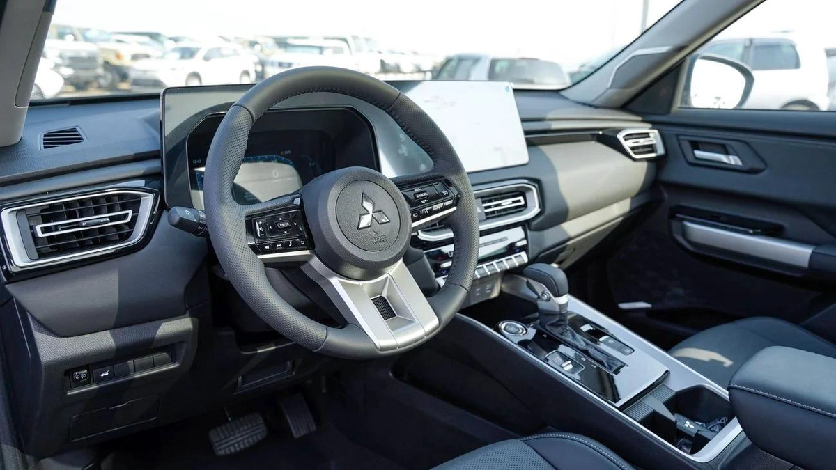 MITSUBISHI DESTINATOR-7-7