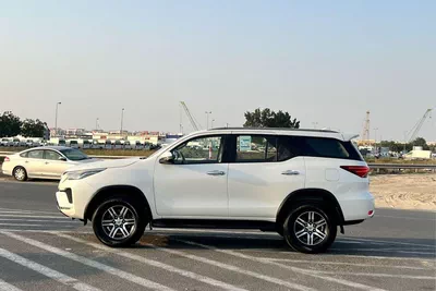 Toyota Fortuner EXR 2022 Toyota Fortuner 2.7 V4 - AWD 4x4 - GCC - Rear Sensor-3