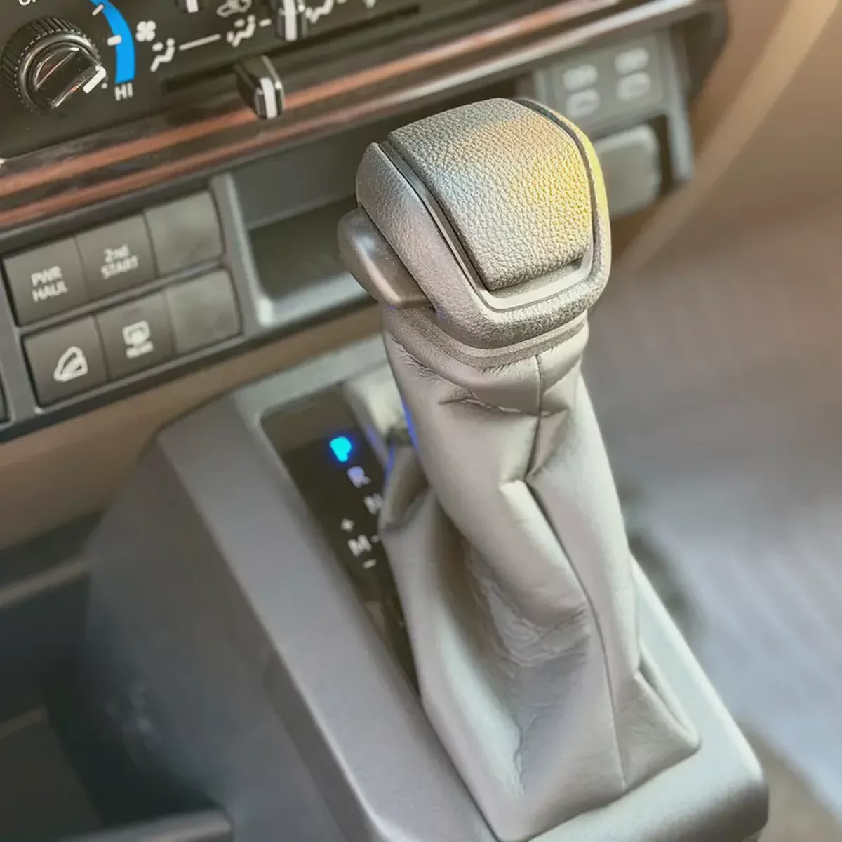 Toyota LC76 Diesel 2.8 OMAN SPEC FULL OPTION 2026-6-6