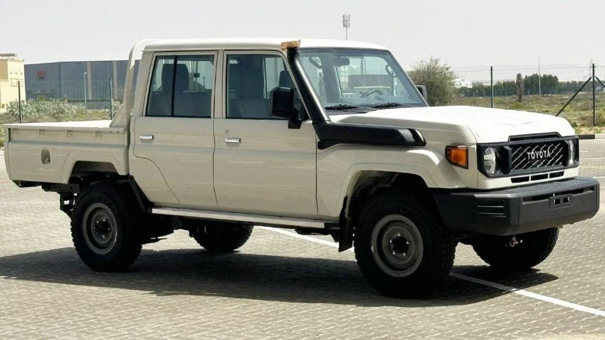 Toyota Land Cruiser Pick Up Toyota Land Cruiser Pickup LC79 DC 4.2L Diesel 2024-2-0