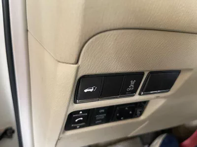 Nissan Patrol SE T1 V8 5.6 Sunroof, Leather seat-15