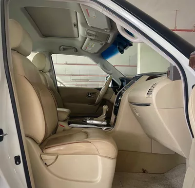 Nissan Patrol SE T1 V8 5.6 Sunroof, Leather seat-6