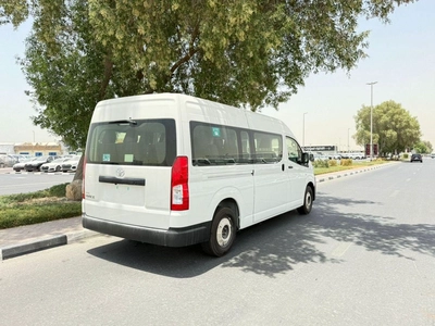 Toyota Hiace GL -High Roof Commuter 3.5L A/T-9