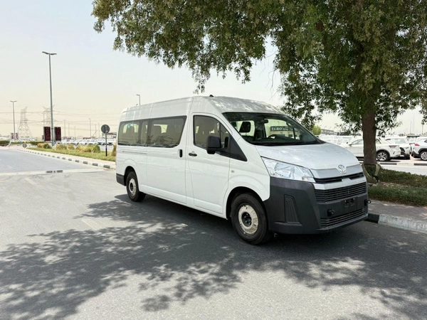 Toyota Hiace GL -High Roof Commuter 3.5L A/T
