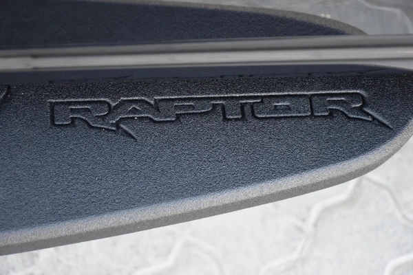 RAPTOR 4WD 2024 | BLACK