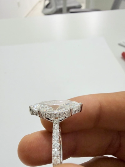 18k white gold ring with lab grown diamond-3