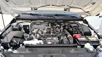 Mitsubishi L200 MITSUBISHI L200 2.4L GL SC 4WD 5MT DIESEL 2026-13