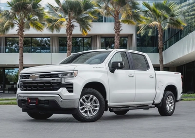 2,938 P.M |  Silverado LT V8 | 0% Downpayment | FULL OPTION | CHEVROLET WARRANTY!-0