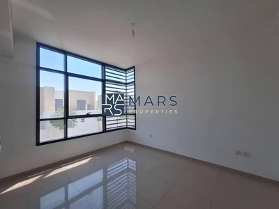 Exclusive 3-Bedroom Townhouse with maid room in nasma residences Prime Location-9