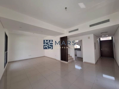 Exclusive 3-Bedroom Townhouse with maid room in nasma residences Prime Location-17
