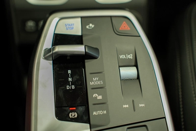 BMW iX1 xDrive30 M Sport-13