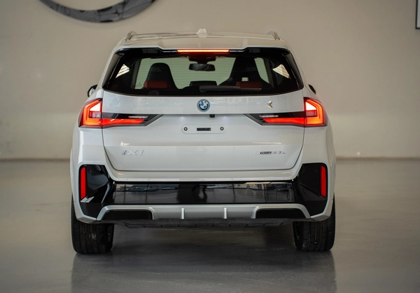 BMW iX1 xDrive30 M Sport